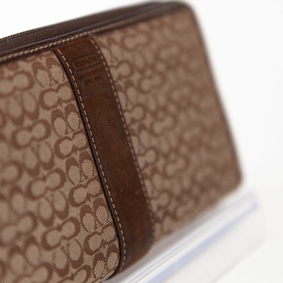 COACH Chocolate Brown Signature C Zipper Wallet - Picture 7 of 10